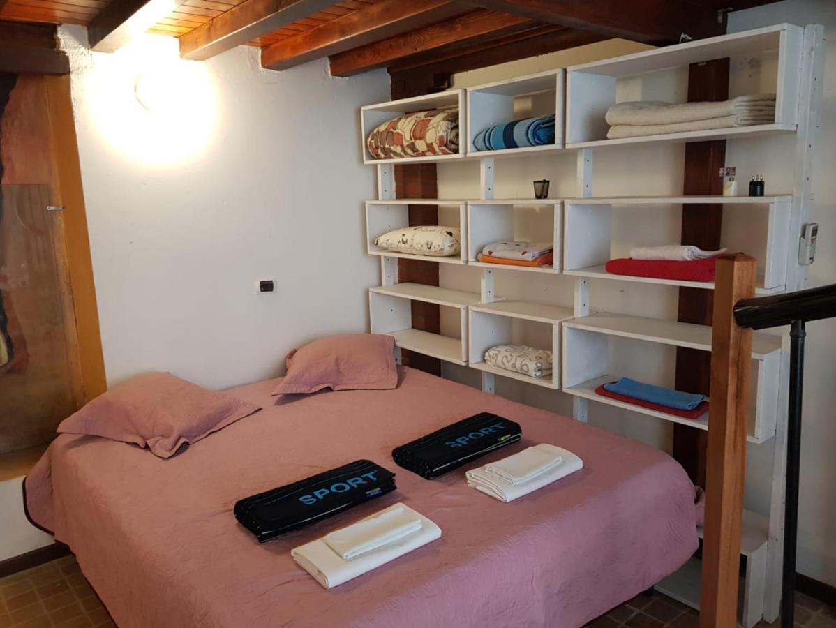 Appartement Flat Nirmala Studio-Shop à Milan Extérieur photo